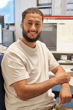 eMail an Ahmed Azirar